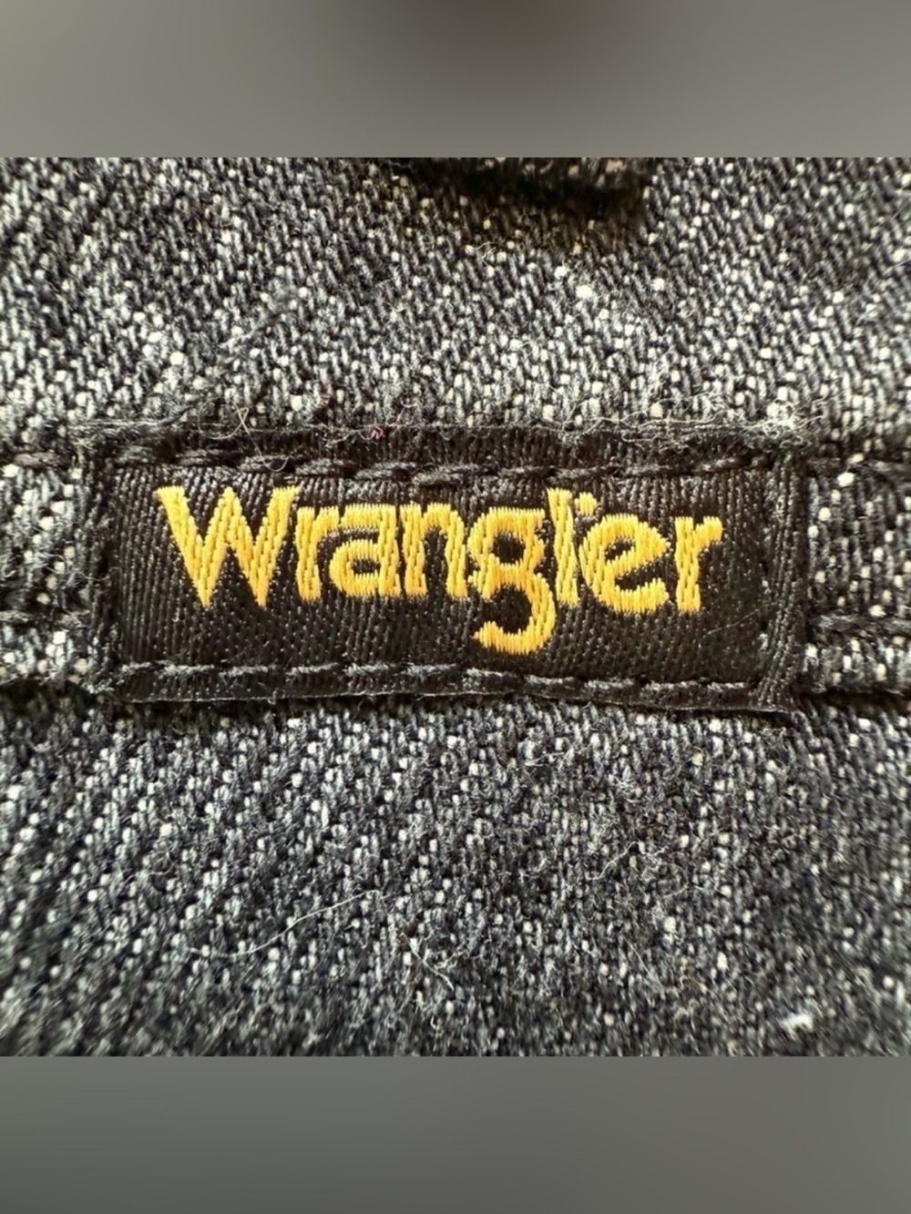 🔥 WRANGLER High Rise Festival Cut Off Shorts Size 27 Black Wash Raw Hem - Picture 5 of 12